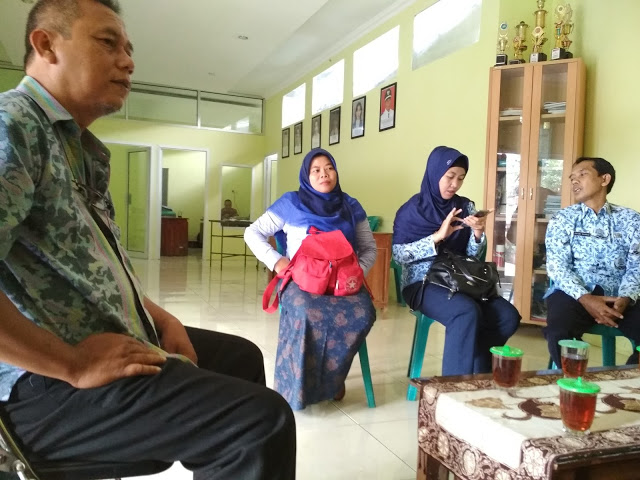 Monitoring Program Kerja di Perpustakaan Cerah Desa Wonopringgo Oleh Perpuseru Pusat