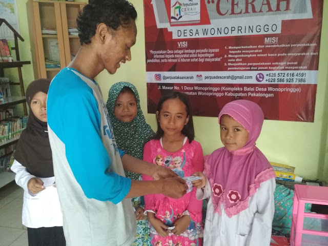 Perpustakaan Desa Cerah Desa Wonopringgo Meluncurkan Kartu Anggota Baru